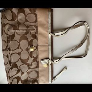 Coach Shoulder Gold Bag